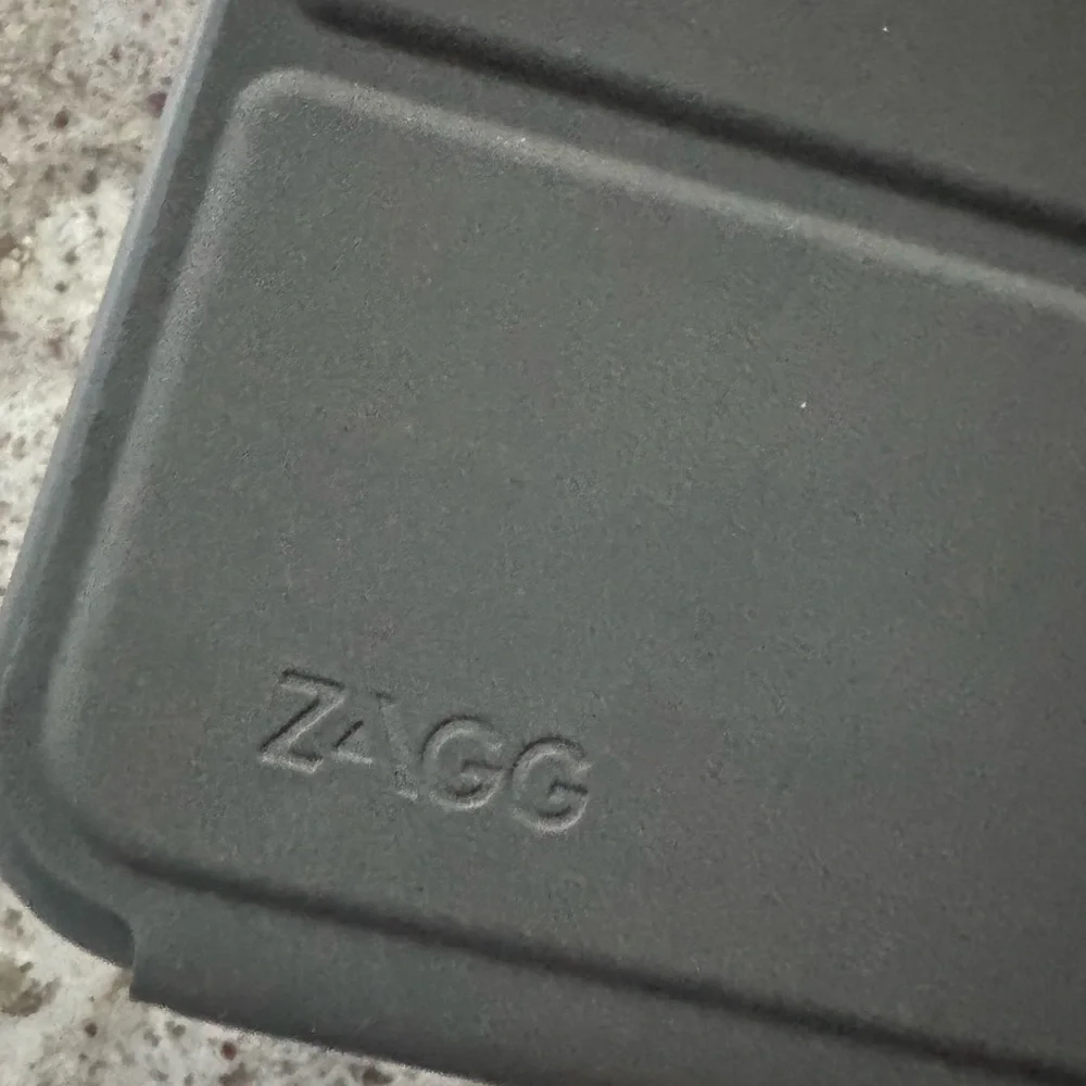 Zagg Gray Tablet Keyboard Folio - sku zkb105pkb34